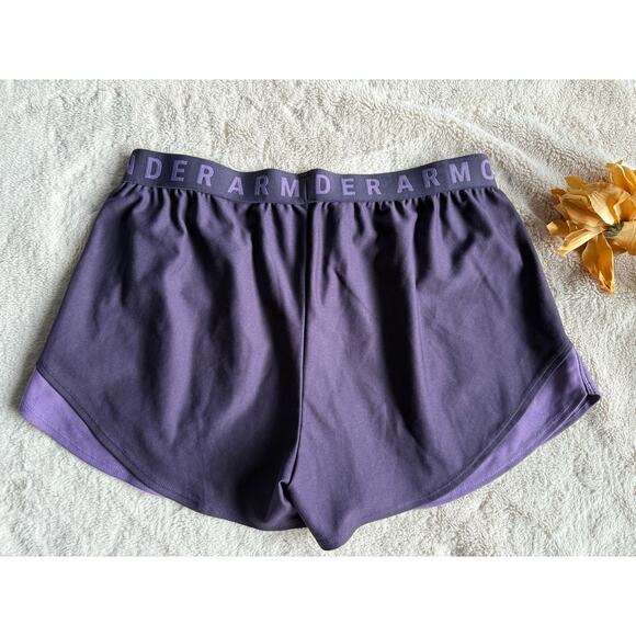 Under Armour Loose Heatgear Shorts Size Large - Picture 2 of 5